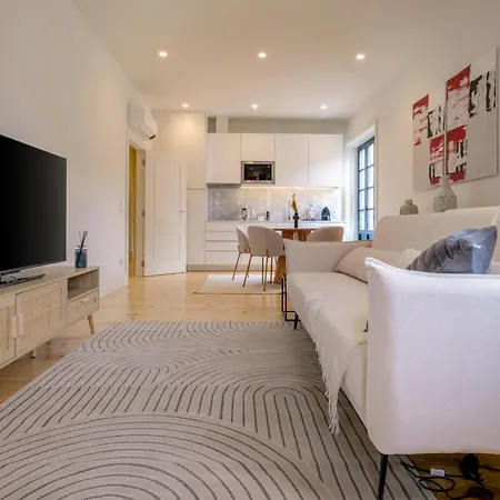 Art Deco 22 Luxury 2br Downtown Metro Ac * 포르투