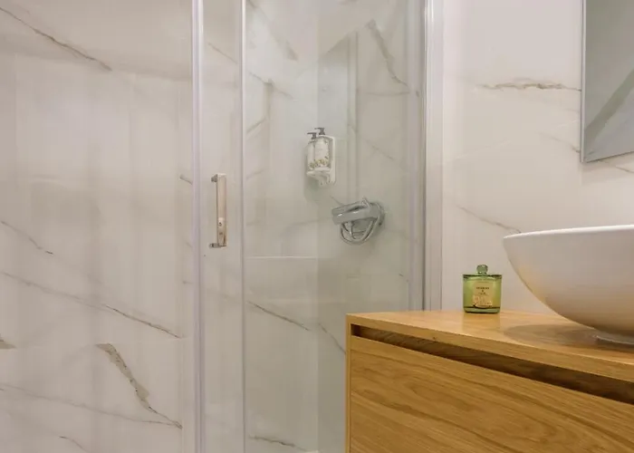 Art Deco 22 Luxury 2br Downtown Metro Ac *