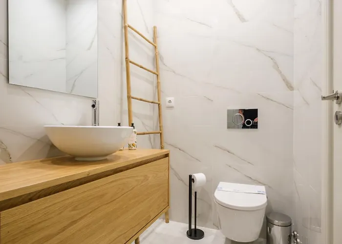 Lägenhet Art Deco 22 Luxury 2br Downtown Metro Ac Oporto