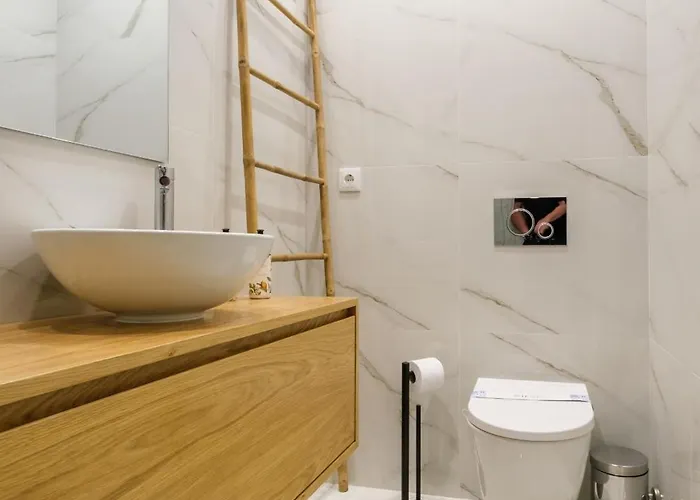 Art Deco 22 Luxury 2br Downtown Metro Ac *